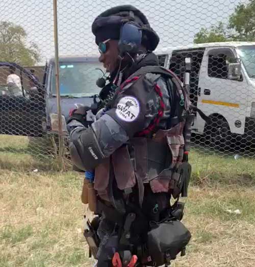 Ghana Police Serviceman steals the show with his SWAT apparel